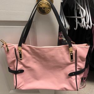 Adorable pink shoulder bag - gently used!